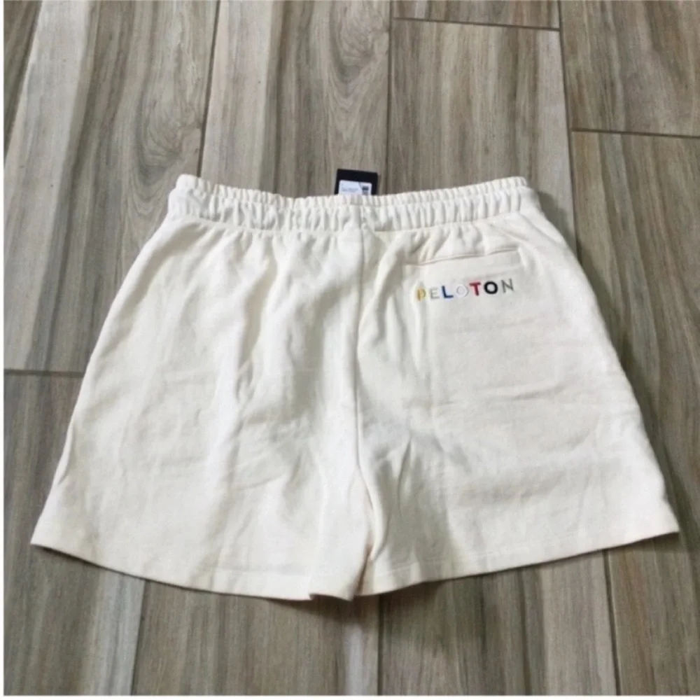 Peloton Shorts Large
